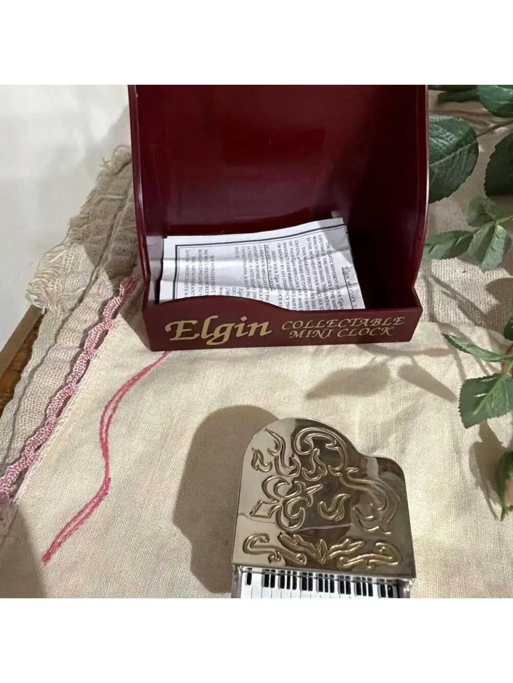 Vintage Elgin Miniature Grand Piano Desk Clock New In package Music Symphony